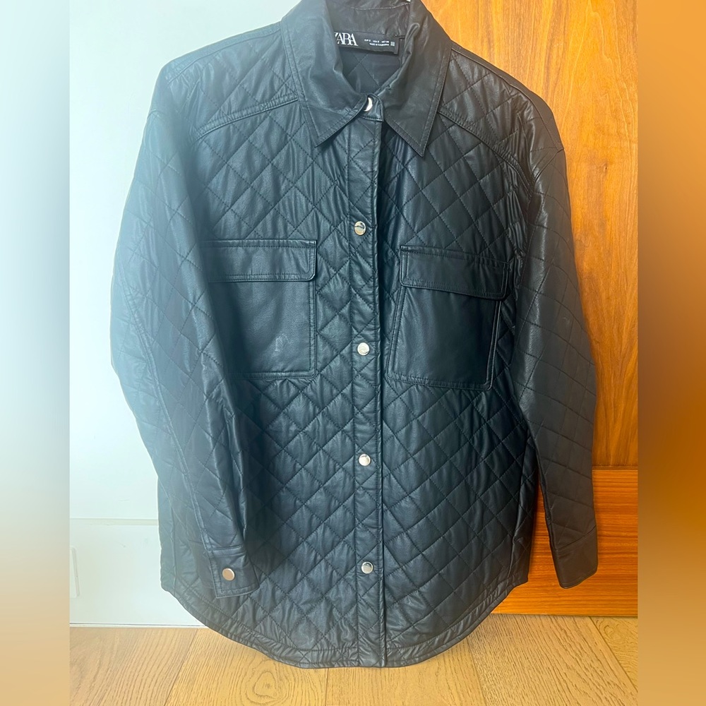 ZARA Small black shiny coated oversized shacket-never worn